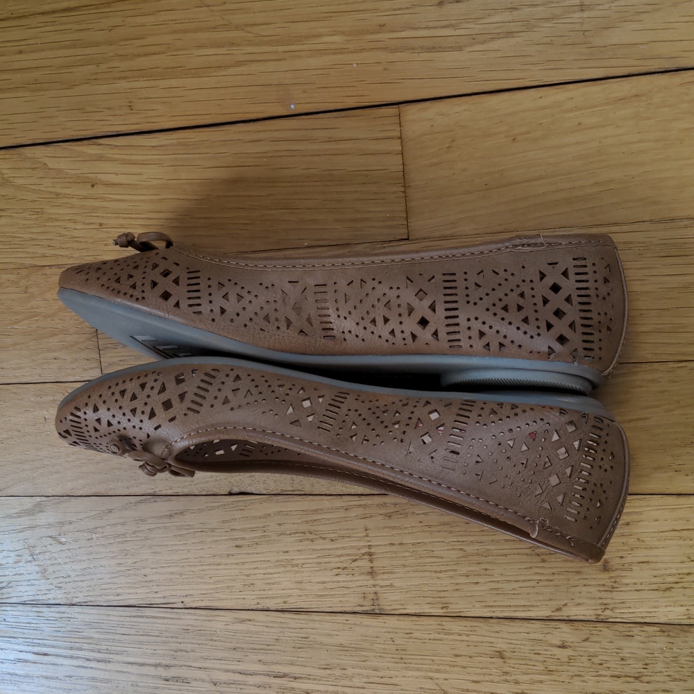 Ballet Flats - Picture 5 of 9